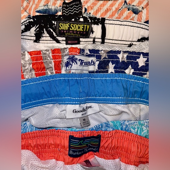 Bundle of Mens Swim Trunks Size Medium - Picture 7 of 7
